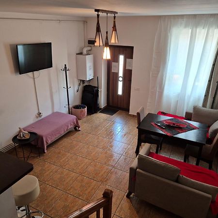 Casa Cu Balcon Apartment Brasov Exterior photo