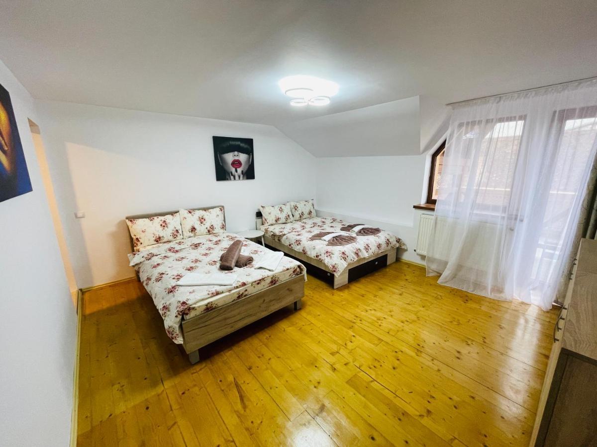Casa Cu Balcon Apartment Brasov Exterior photo
