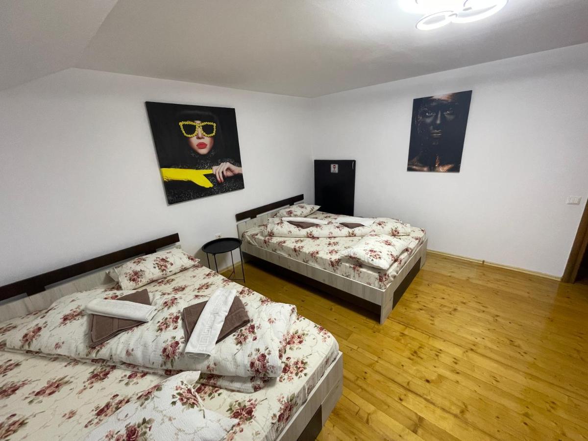 Casa Cu Balcon Apartment Brasov Exterior photo