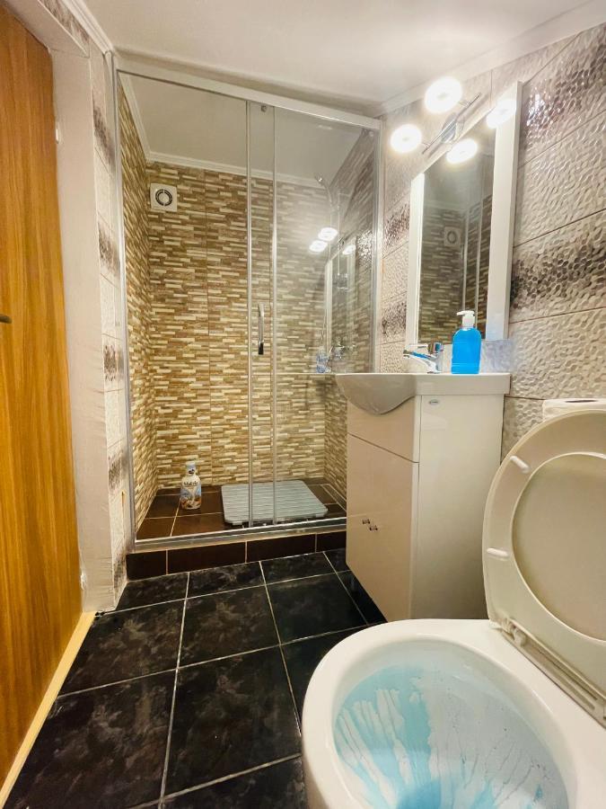 Casa Cu Balcon Apartment Brasov Exterior photo